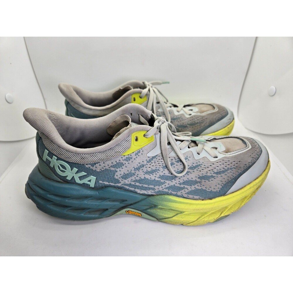 Hoka One One Speedgoat 5 Trail Shoes Women's 9 B Grey Running Vibram Sneakers